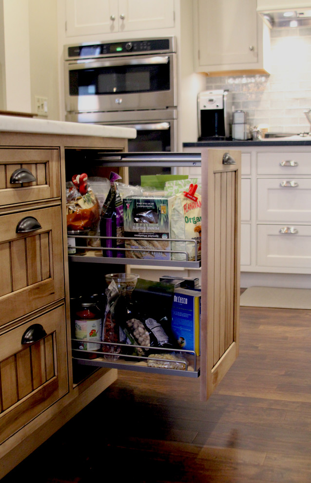 Kitchen - large transitional kitchen idea in Boston