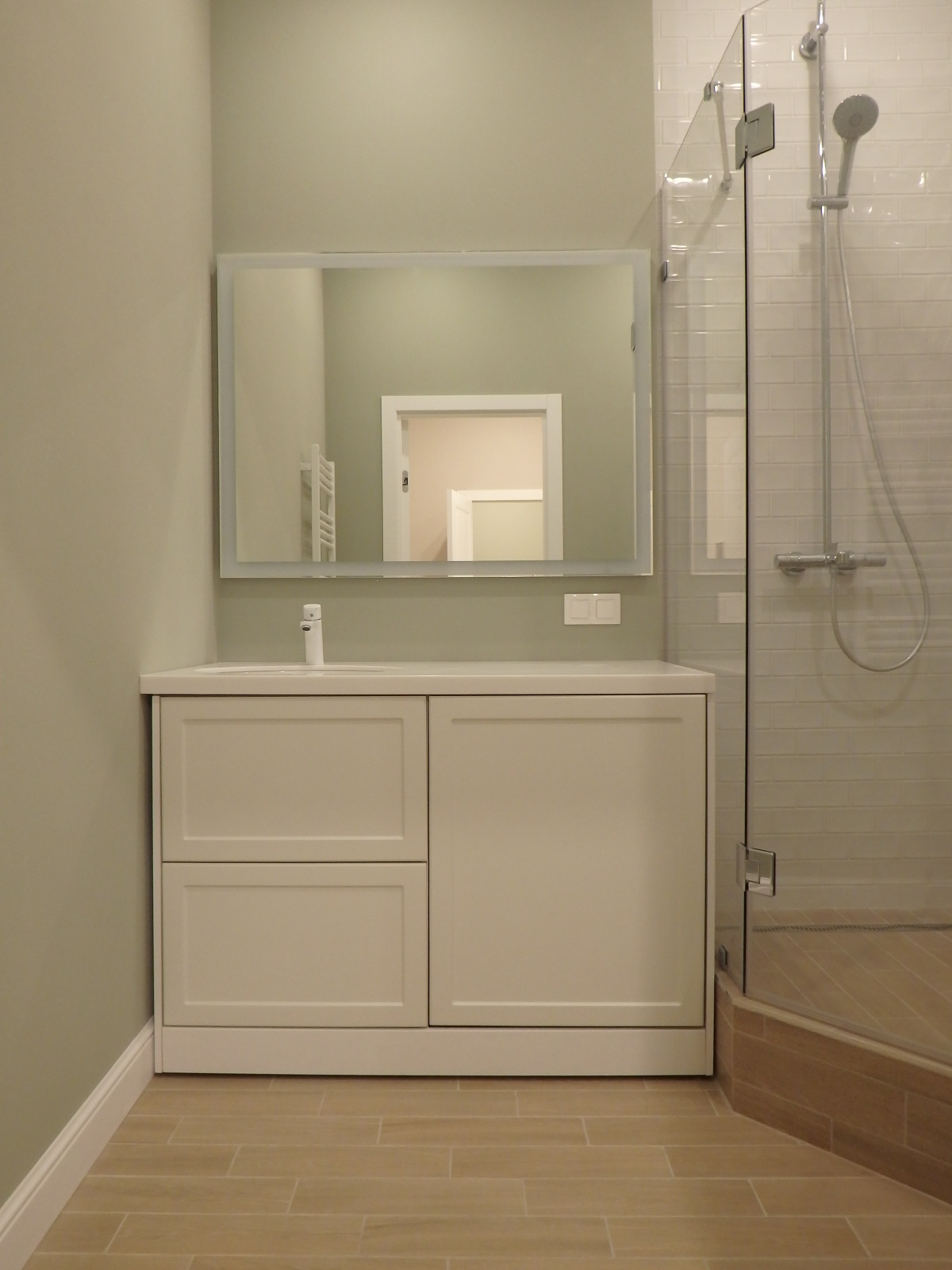 Счастье на Мичуринском - отделка санузла с душевой кабиной в новостройке