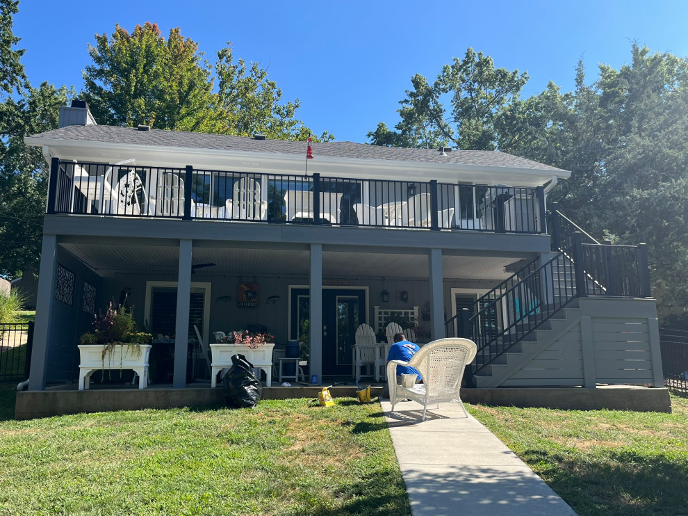 Composite Deck Build in Lake Waukomis, MO