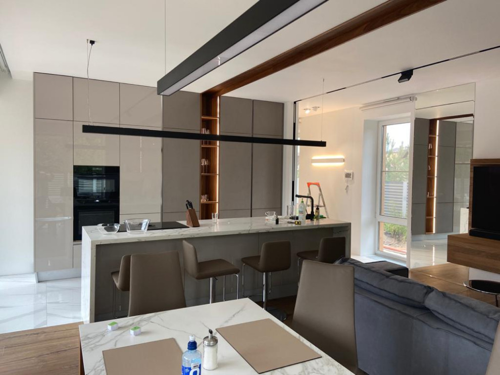 Дом молодого мужчины