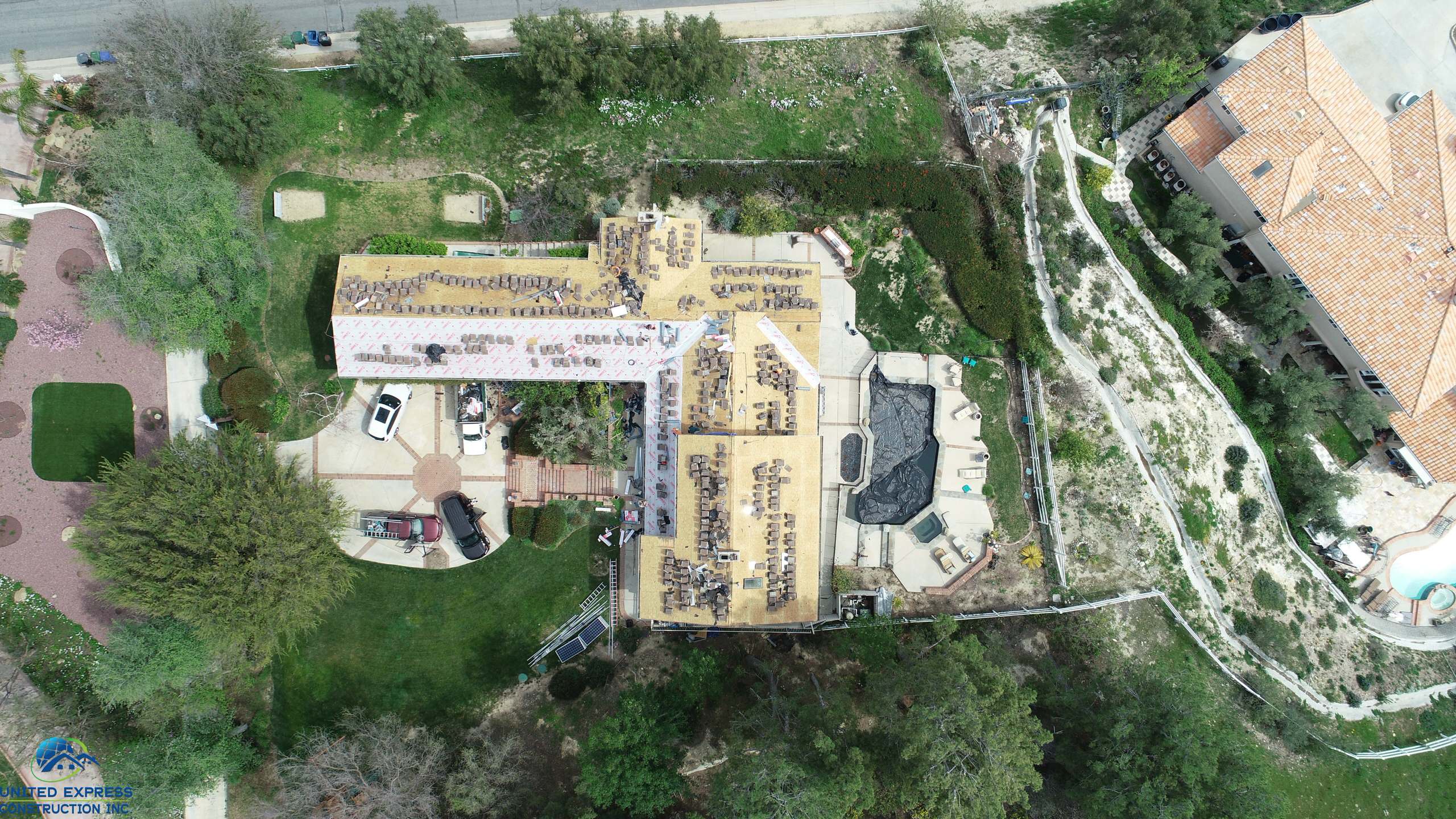 Roofing installation in Bell canyon