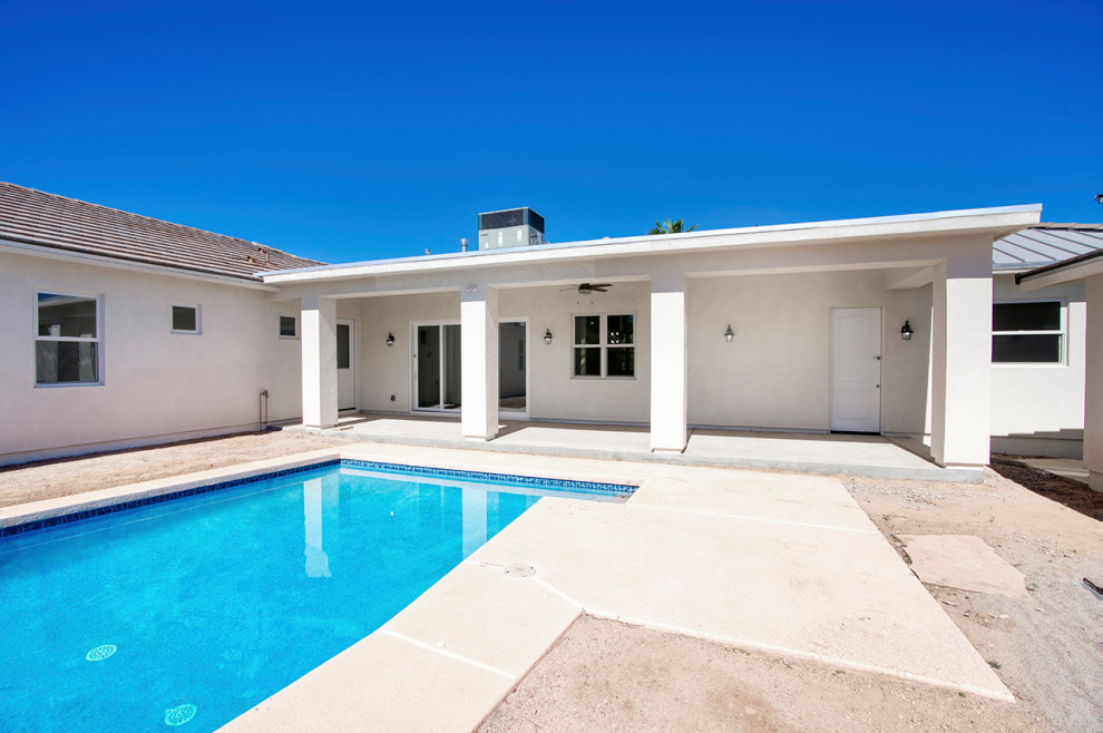 Example of a transitional pool design in Phoenix