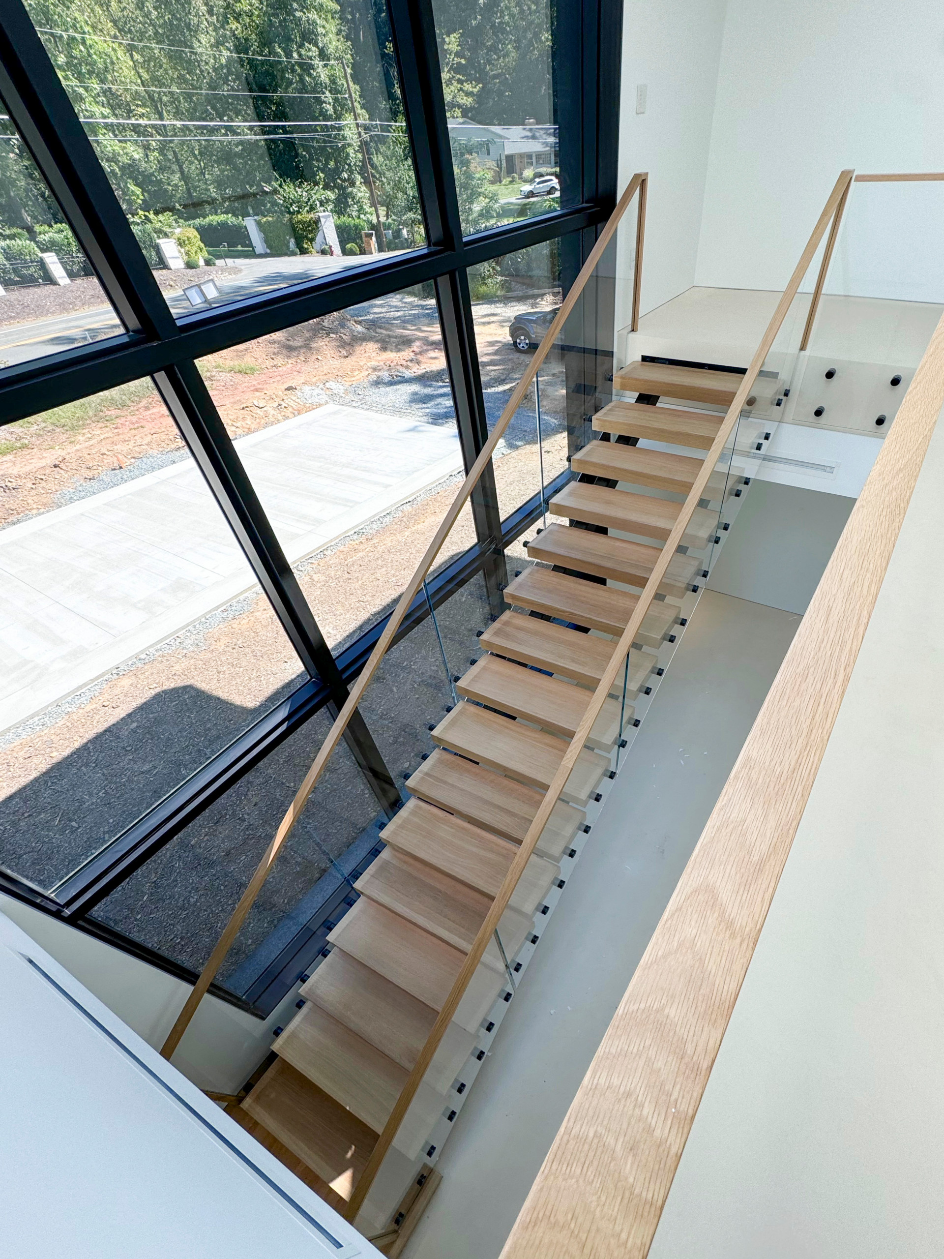 126_Visually Open and Light Contemporary Staircase, Mclean, VA 22102