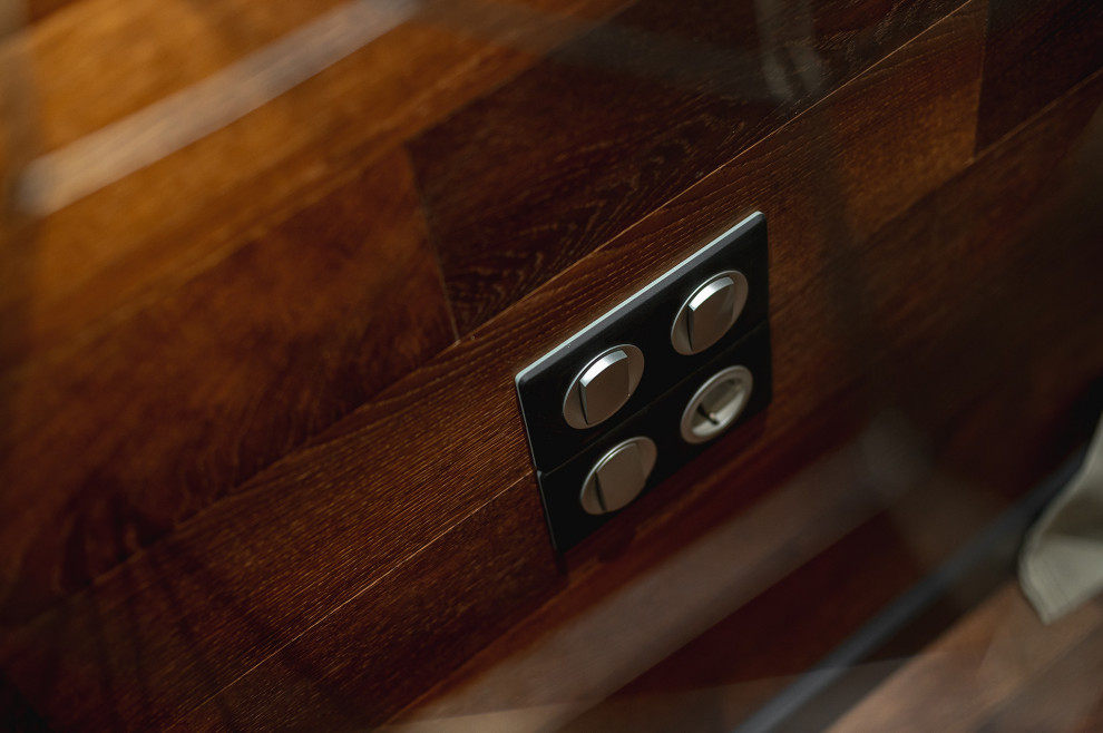 ЖК ЗАЗЕРКАЛЬЕ 406