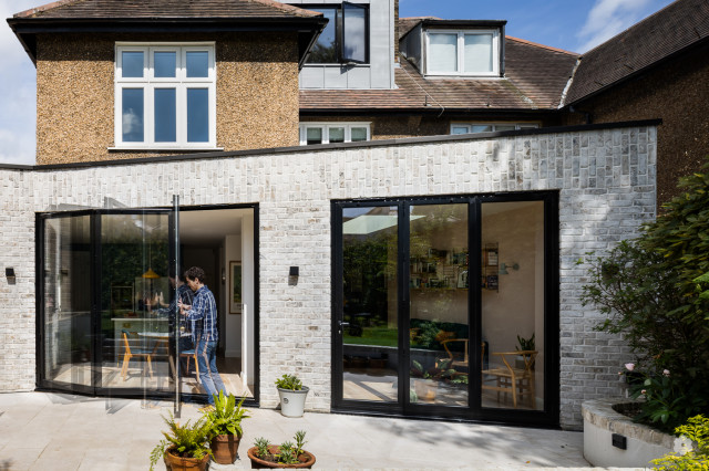 Highgate extension and renovation trendy-hus-og-facade