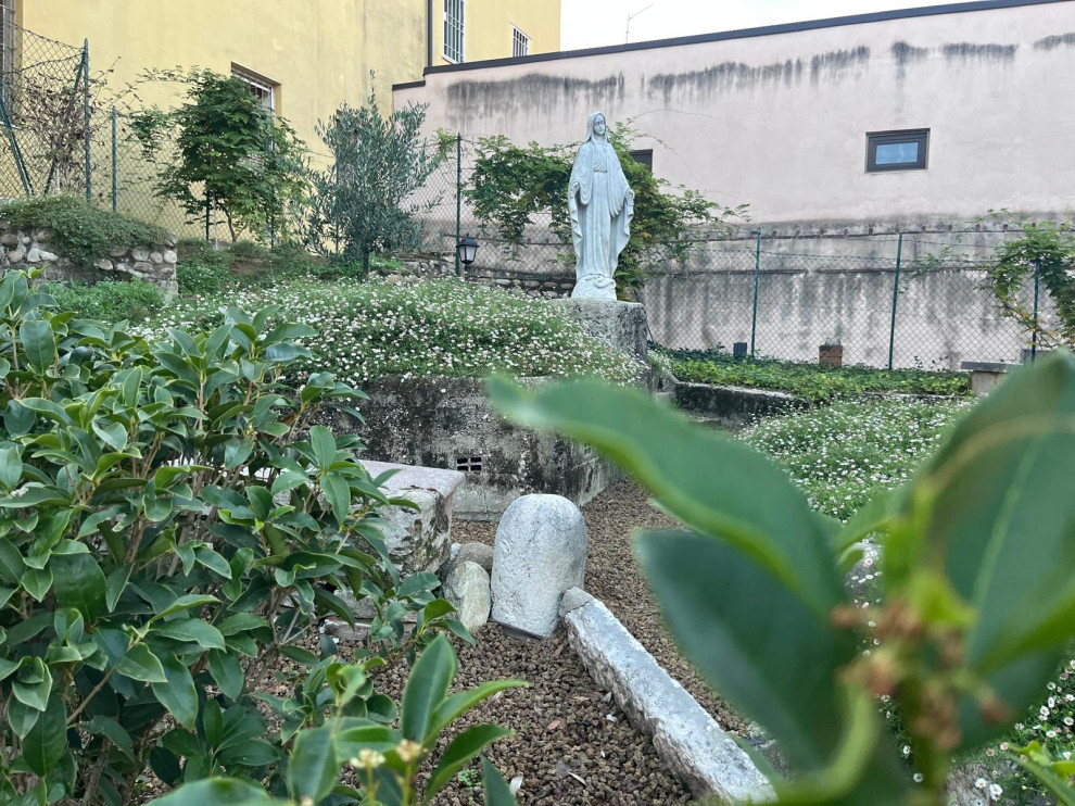 Riqualificazione giardino interno ad un istituto ecclesiastico