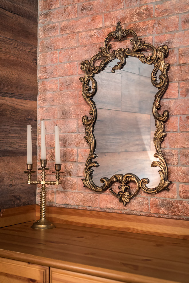 Apartment with Fusion Design and Vintage Furniture in St. Petersburg