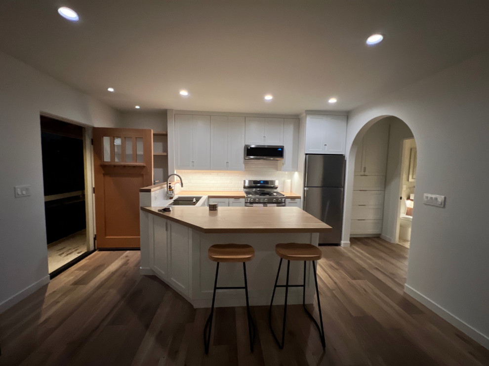 Avenue A - triplex - Back Units