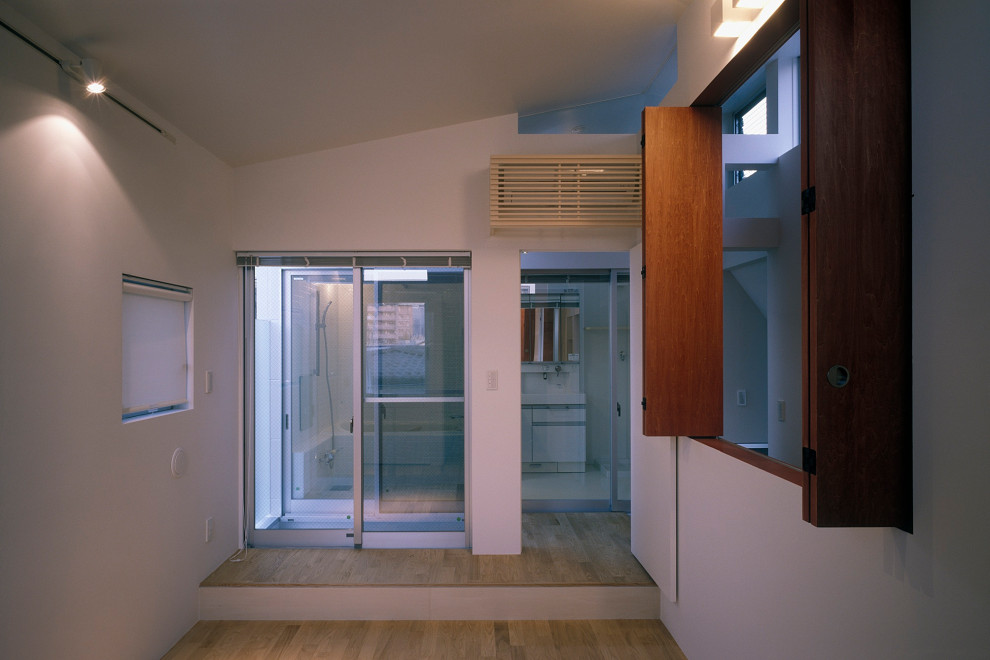 Cette image montre une petite salle de séjour design.