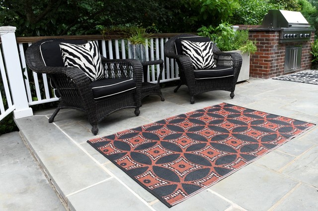 Fab Habitat Indoor Outdoor Recycled Plastic Rug Chittagong Black