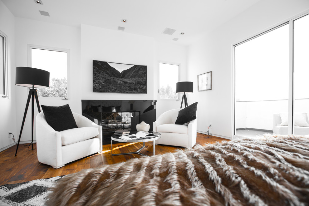 Дом на голивудском холме.