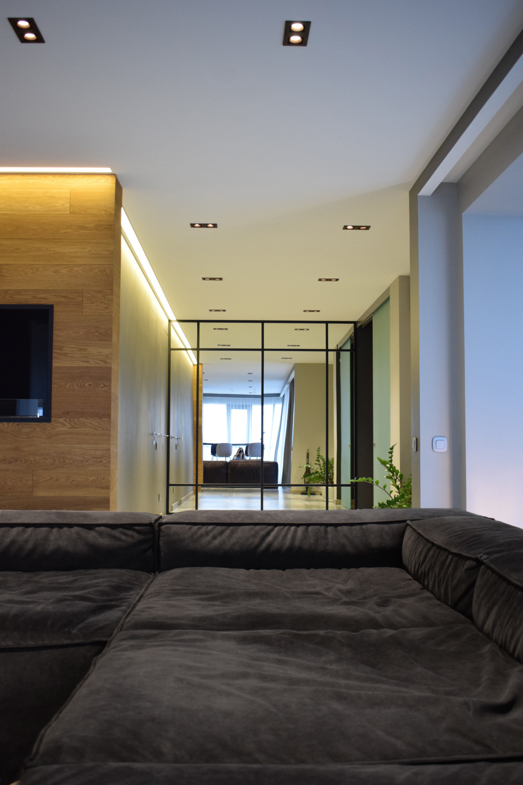 Квартира на 13 этаже  с витражным остеклением