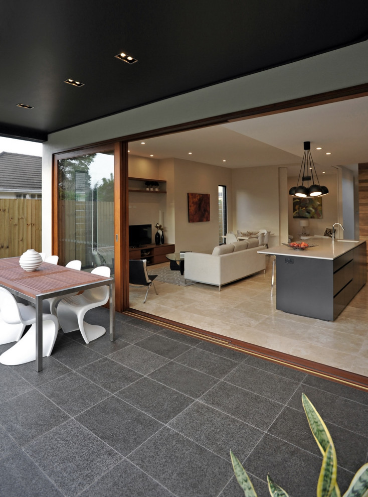 Design ideas for a contemporary patio.