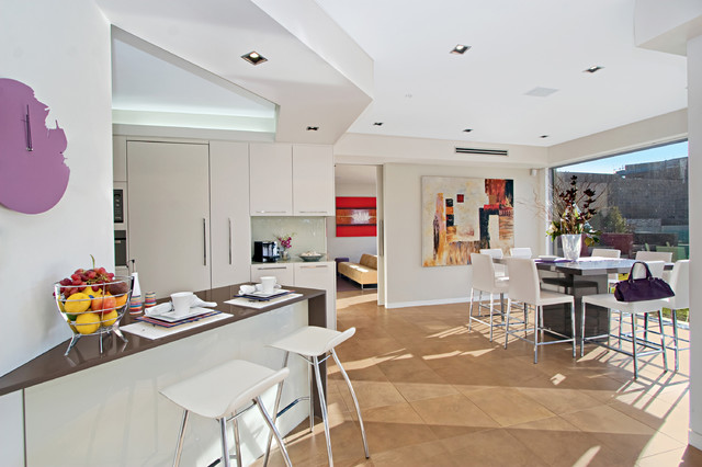 SMB interior design contemporary-kitchen