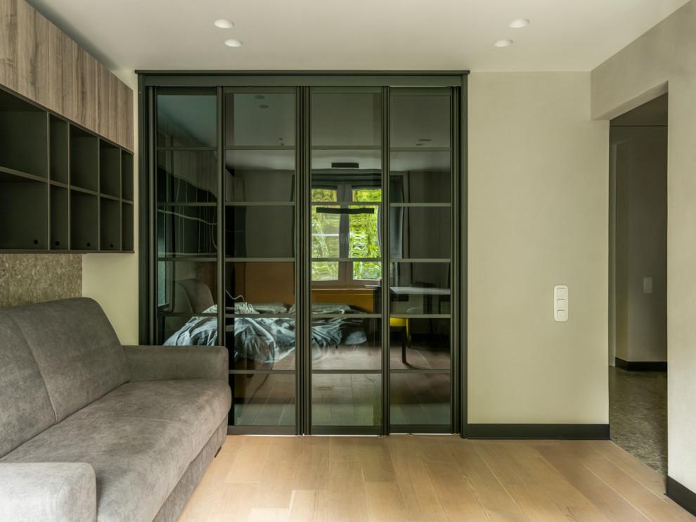 ТЕРПКИЙ МЕД