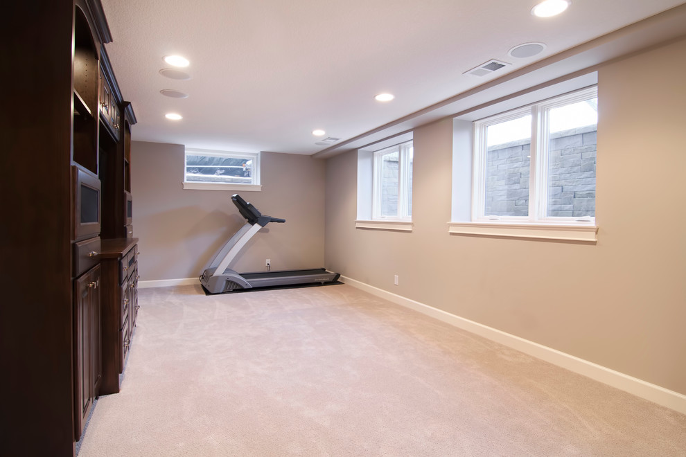 Traditional home gym in Minneapolis.