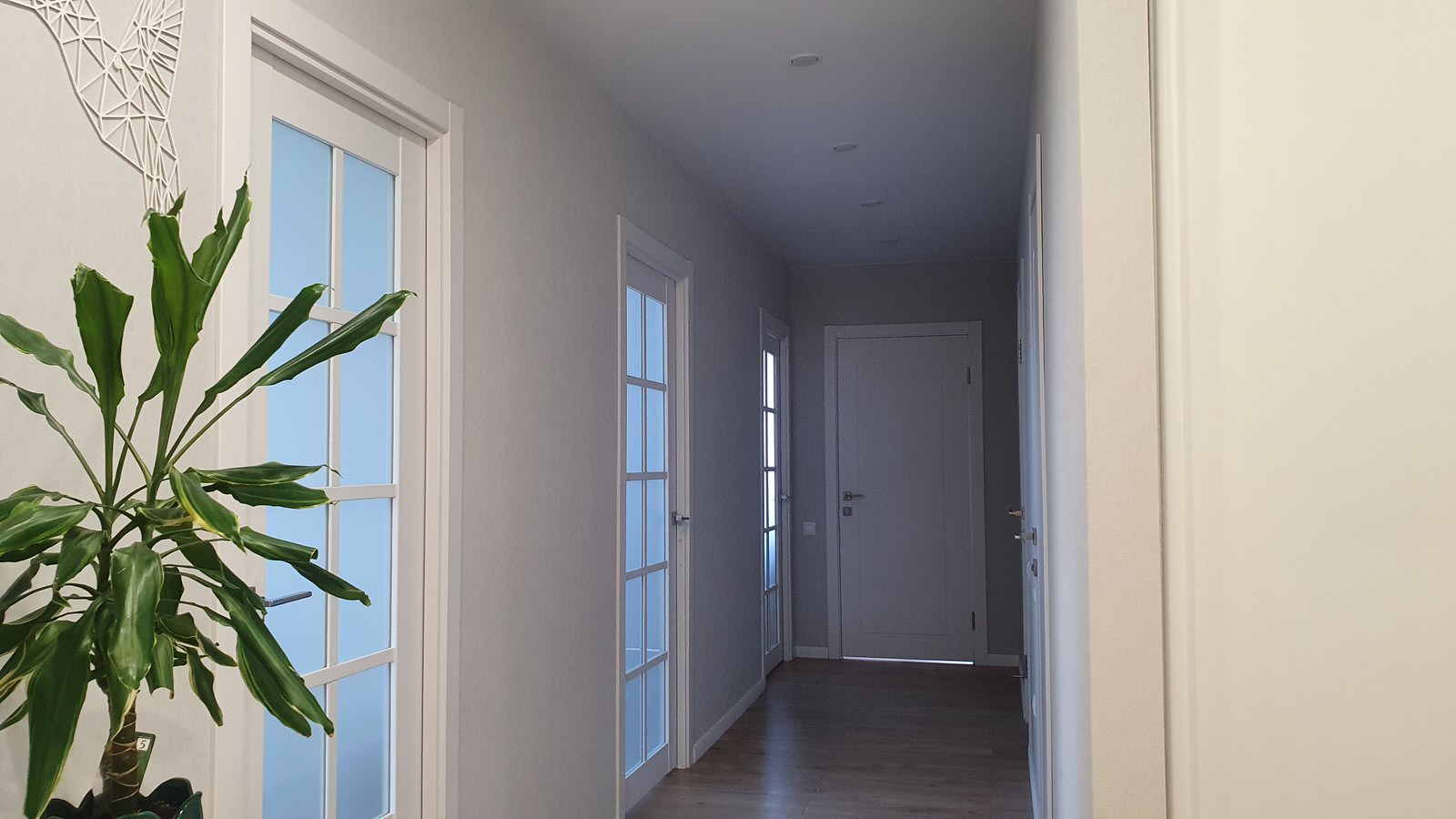 Минимализм + Сканди. ТРЕШКА 78,5 кв.м.