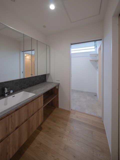 回遊性にこだわった、家族みんなが暮らしやすい平屋 gaestetoilette