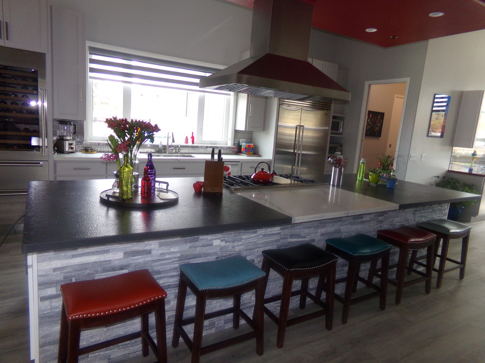 Kitchen - kitchen idea in Phoenix