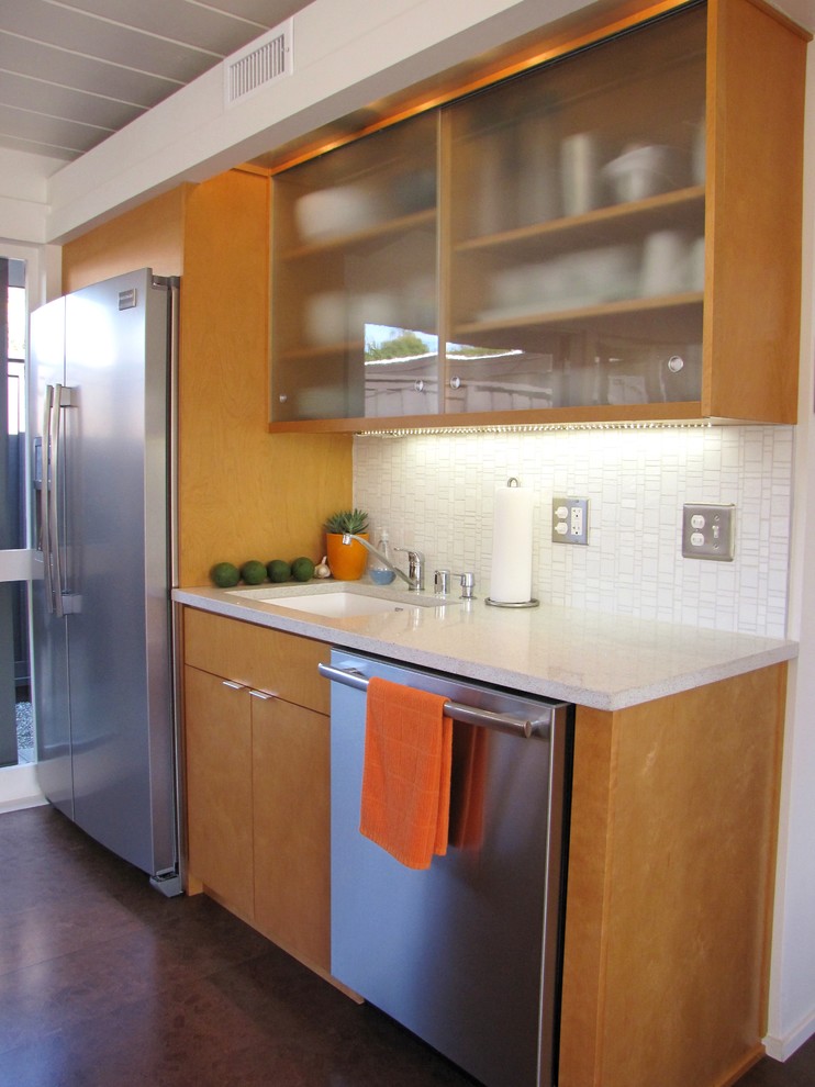 Design ideas for a midcentury kitchen in Orange County.