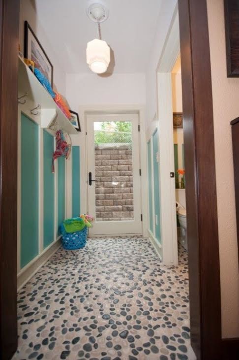 Hallway - transitional hallway idea