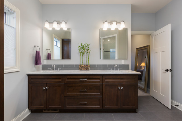 Open Concept Ranch craftsman-salle-de-bain