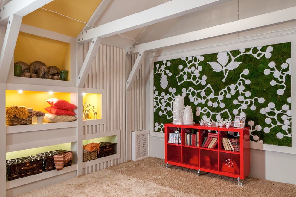 Яркие стены