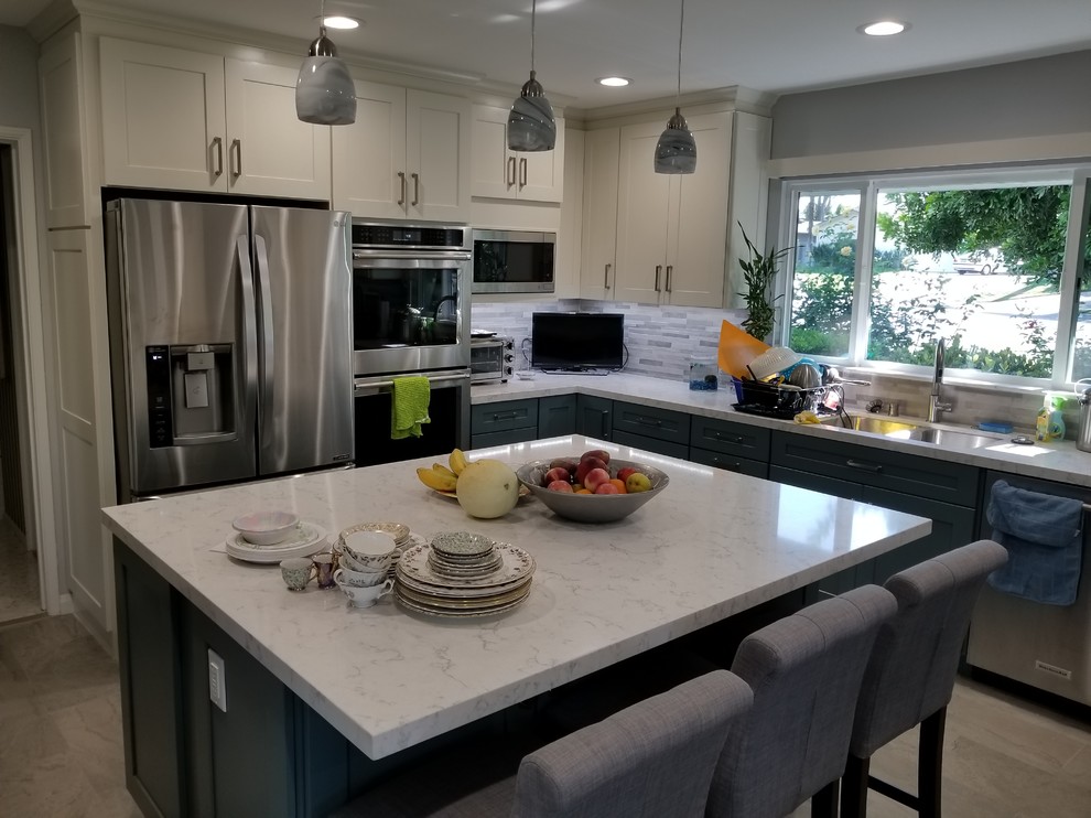 David Reff Kitchen- Diamond Cabinets