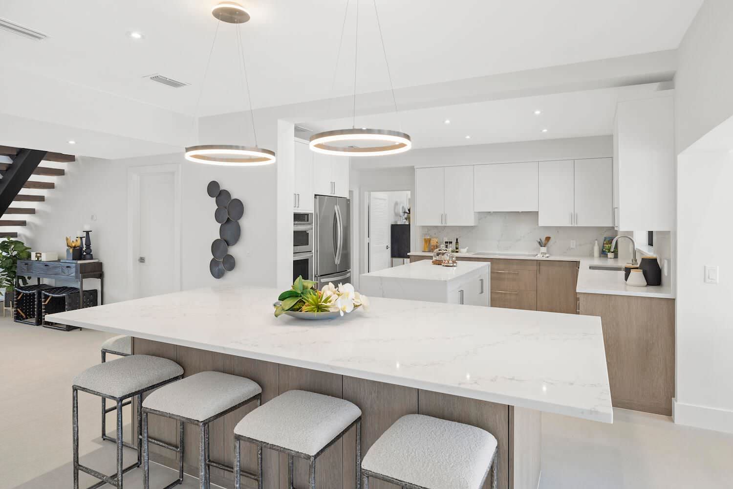 943 Evergreen Residence