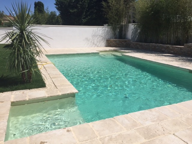 Inspiration for a mediterranean pool in Montpellier.