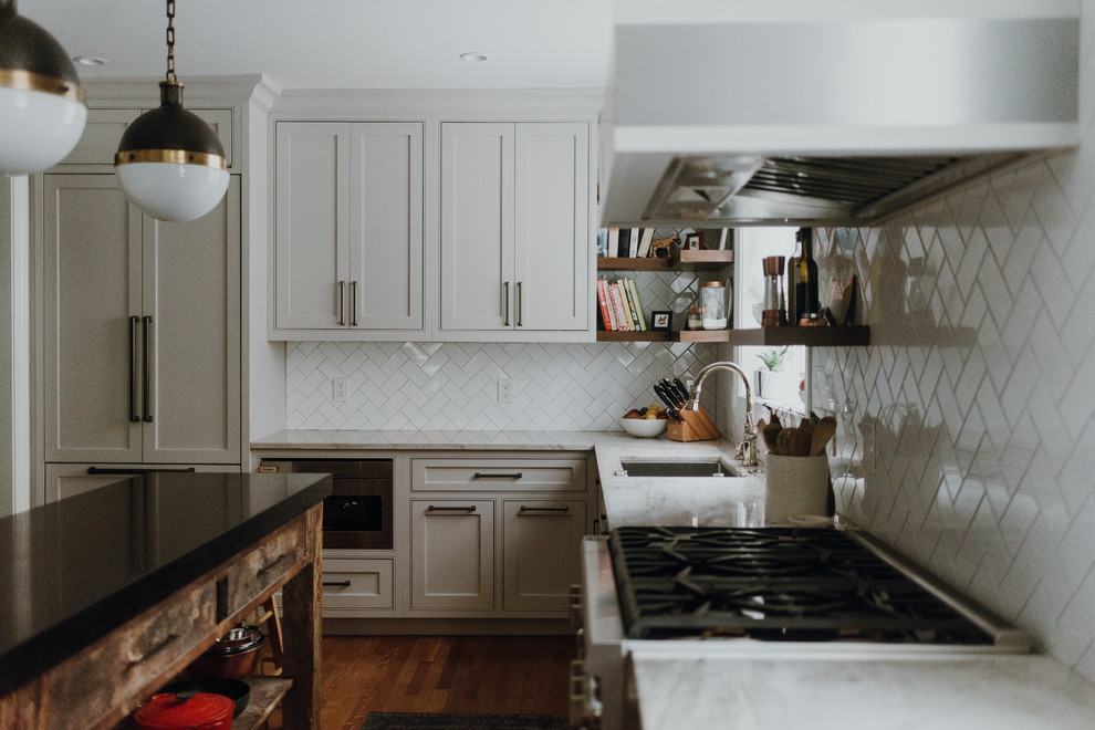 Example of a transitional kitchen design in Cleveland