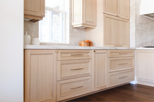 Modern sleek kitchen modern-kitchen