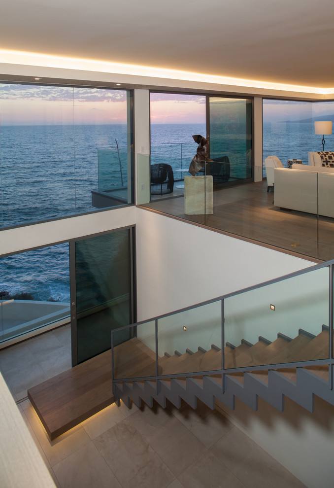 Example of a transitional home design design in Orange County