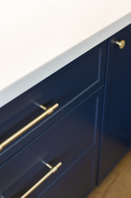 Transitional Kitchen Refurbishment transitional-kitchen