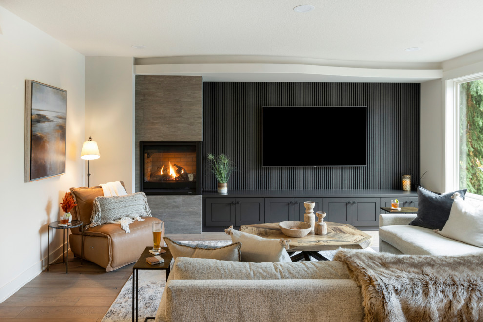 Example of a mountain style basement design in Minneapolis