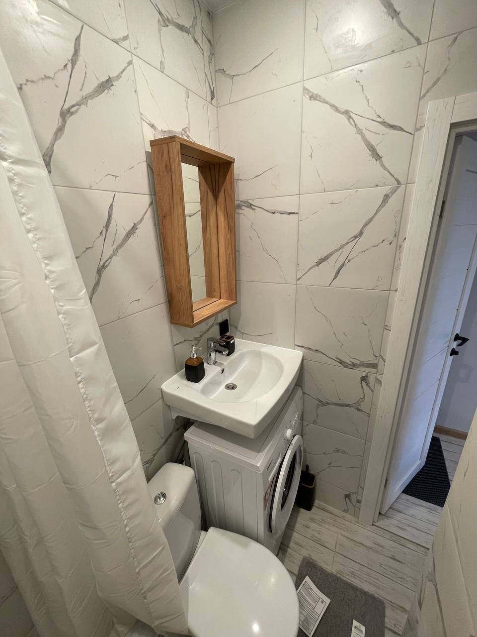 Деление на 3 студии квартиры 55 м2