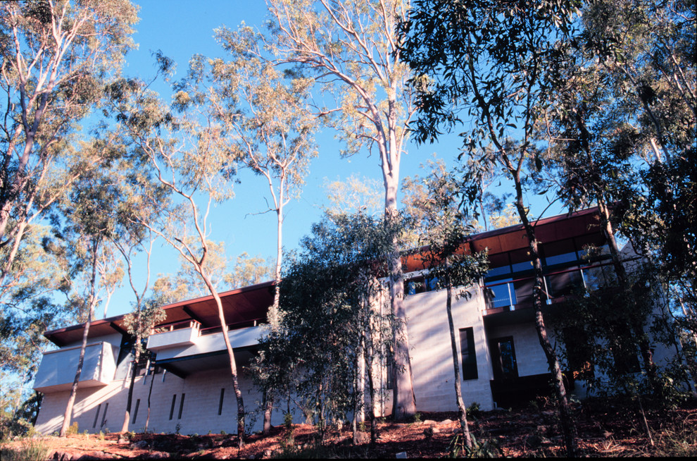 This is an example of a country home design in Brisbane.