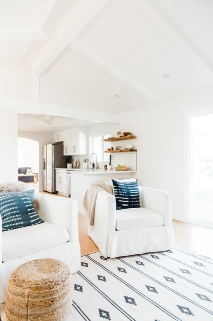 Rancho Bernardo Raised Ranch skandinavisch-wohnzimmer