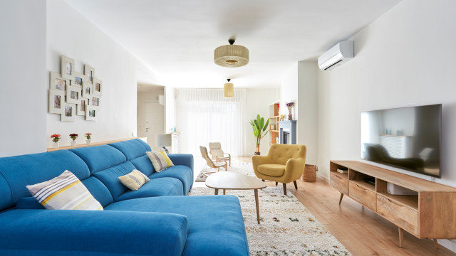 Hogar Marta y Roger contemporary-vardagsrum