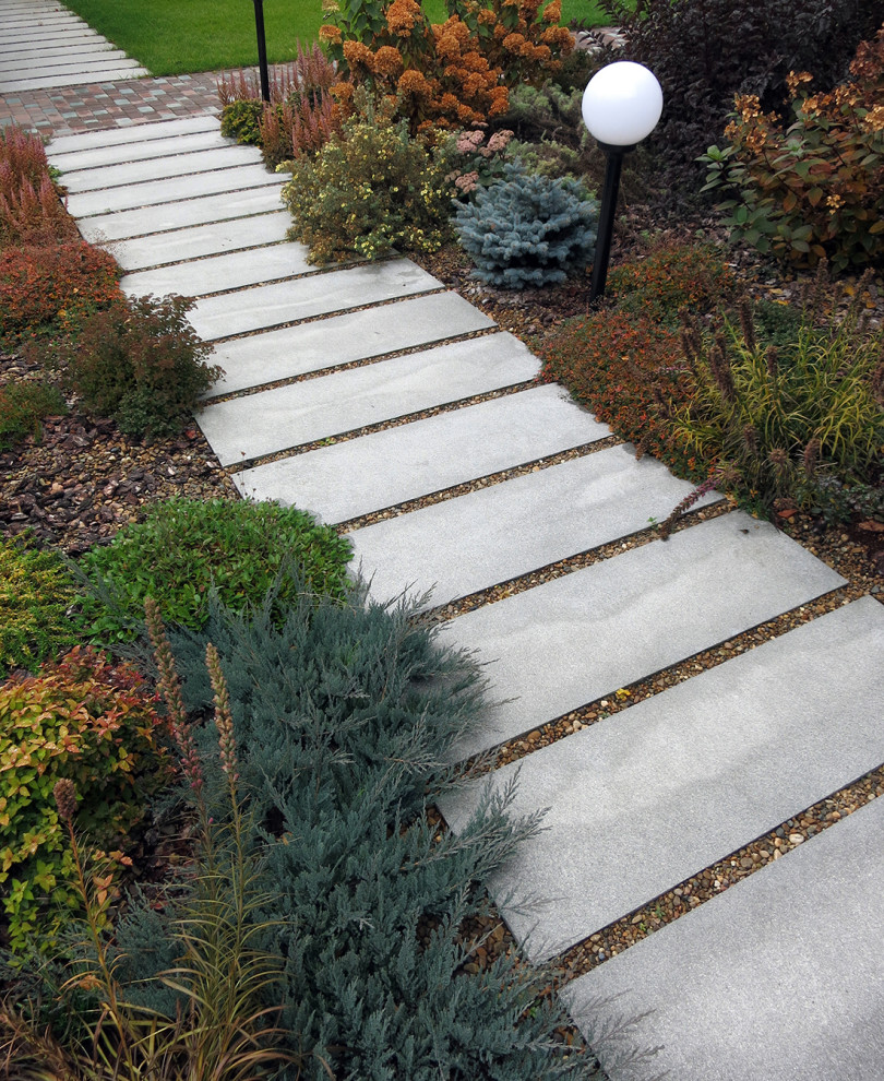 Руст и поперечно исчерченная дорожка