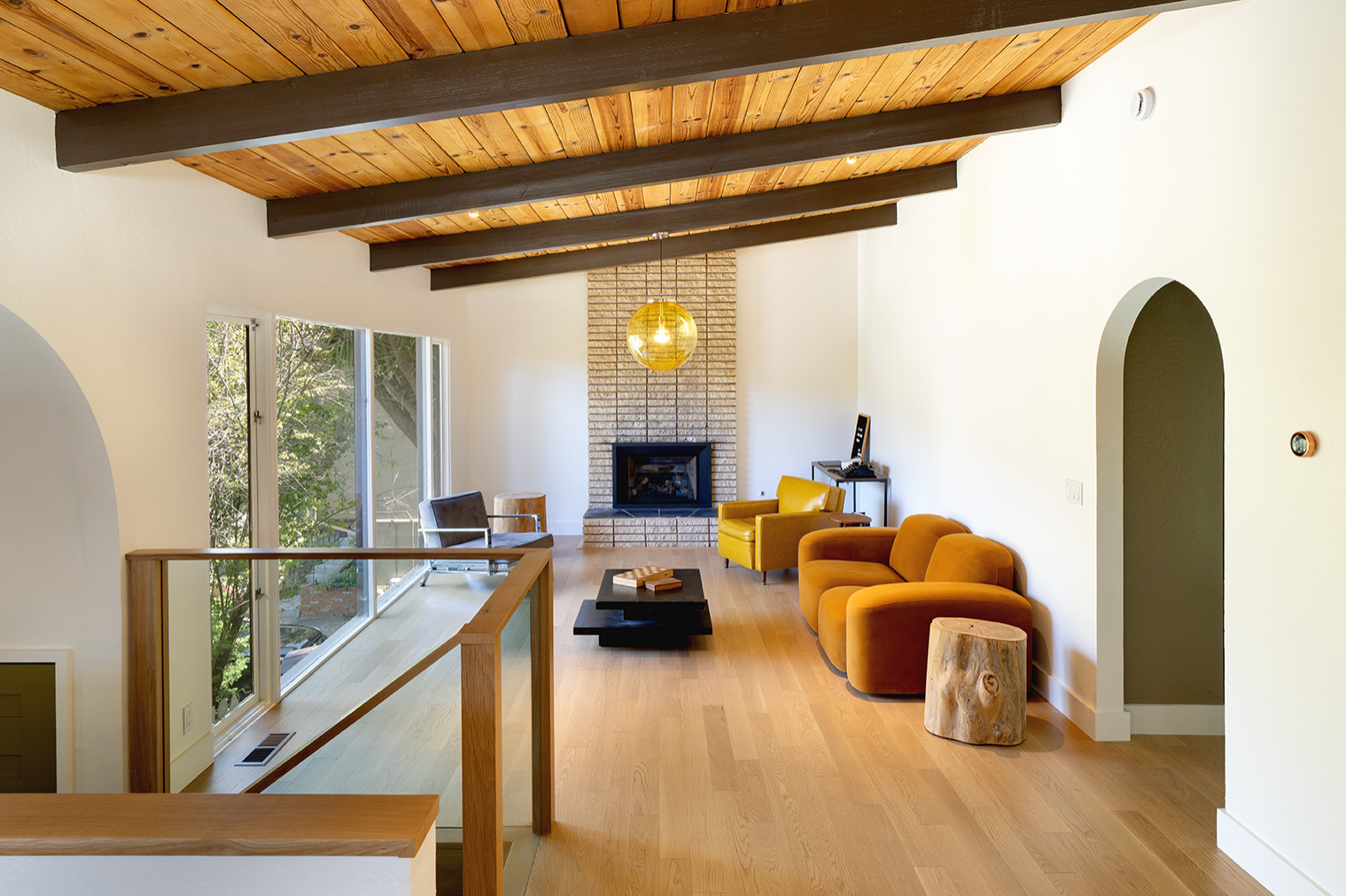 Warm Mid-Century Modern Home Remodel
