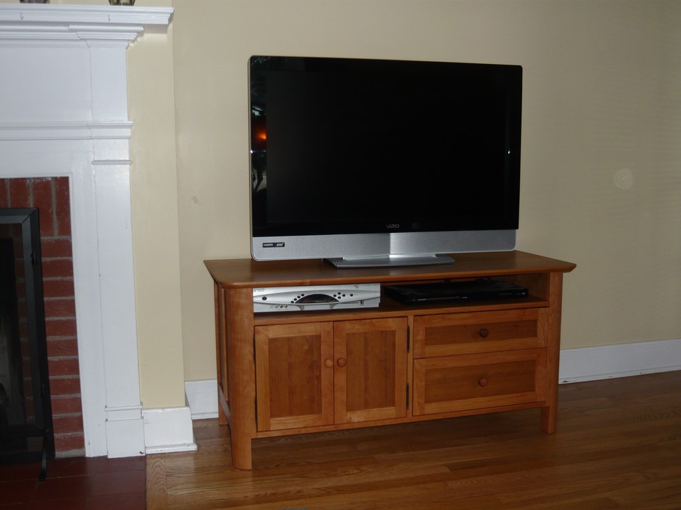 TV cabinet, in solid cherry hardwood