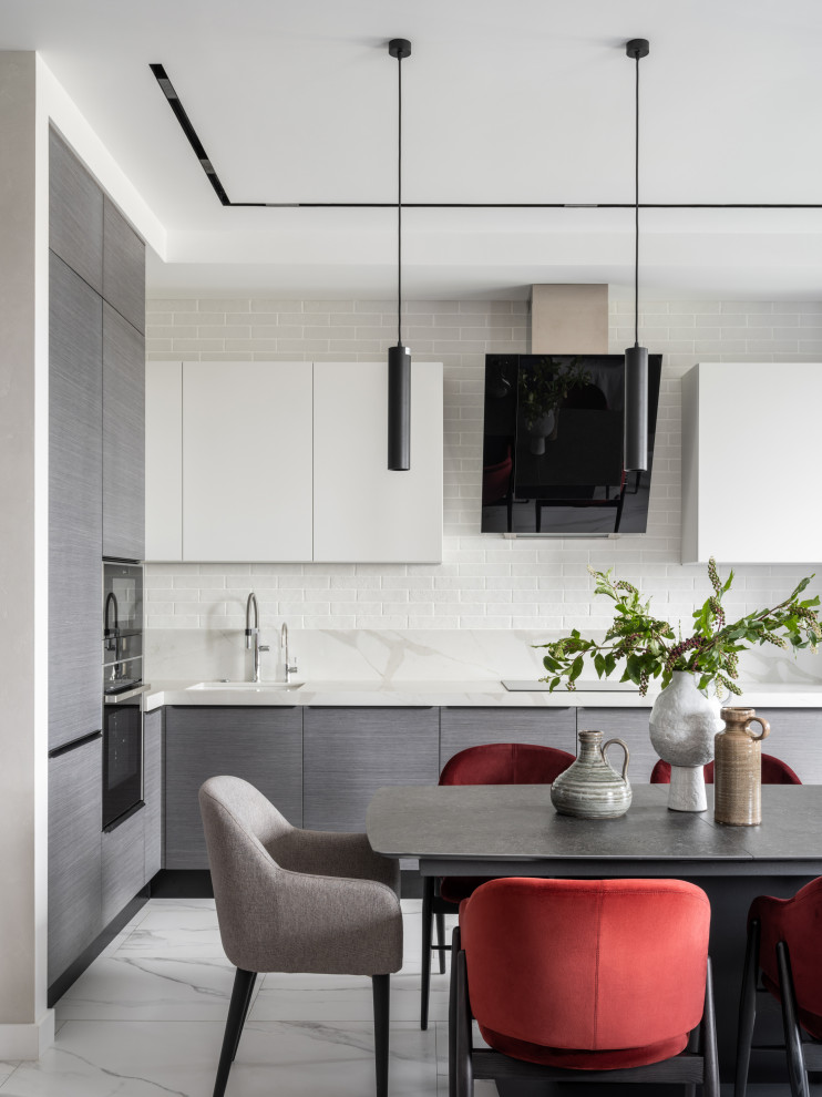 Дизайн квартиры с мебелью Zebrano by Sinteza: креслами,журнальным и smart-столом