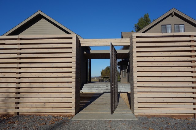 Compound Weekend Home, Healdsburg, CA trendy-entre
