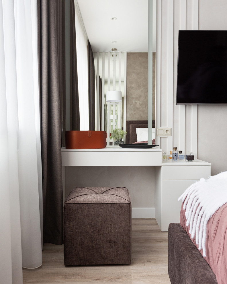 Дом в белых росах