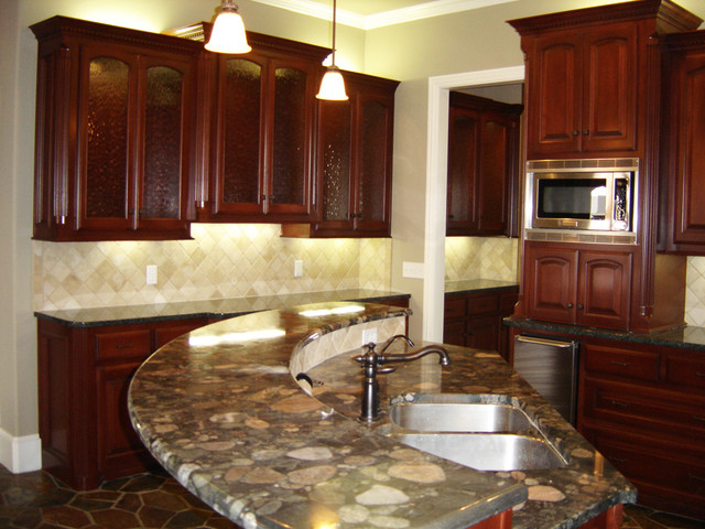 River Side Kitchen Island klassisk-barnrum