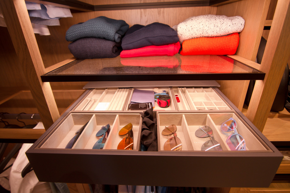 Ультрасовременный гардероб