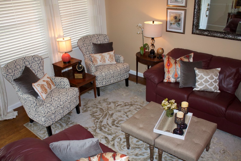 Inspiration for a transitional home design remodel in Atlanta