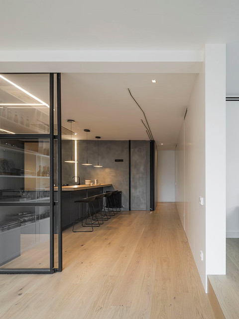 Black to Light modern-kueche