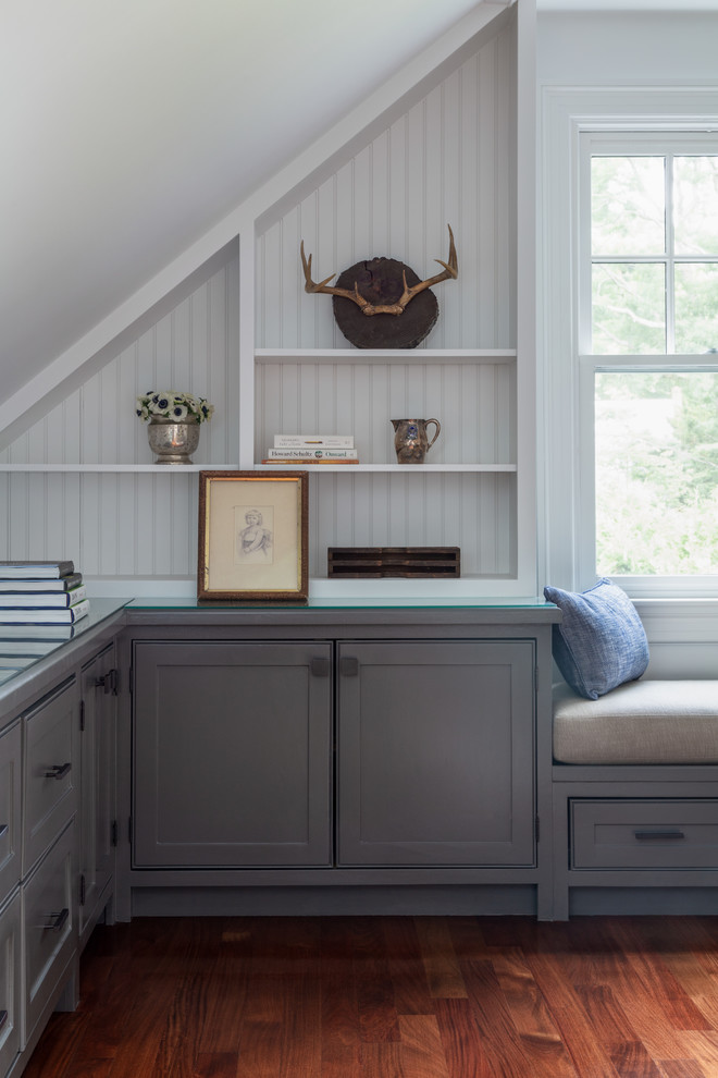 Design ideas for a country home office in Boston.
